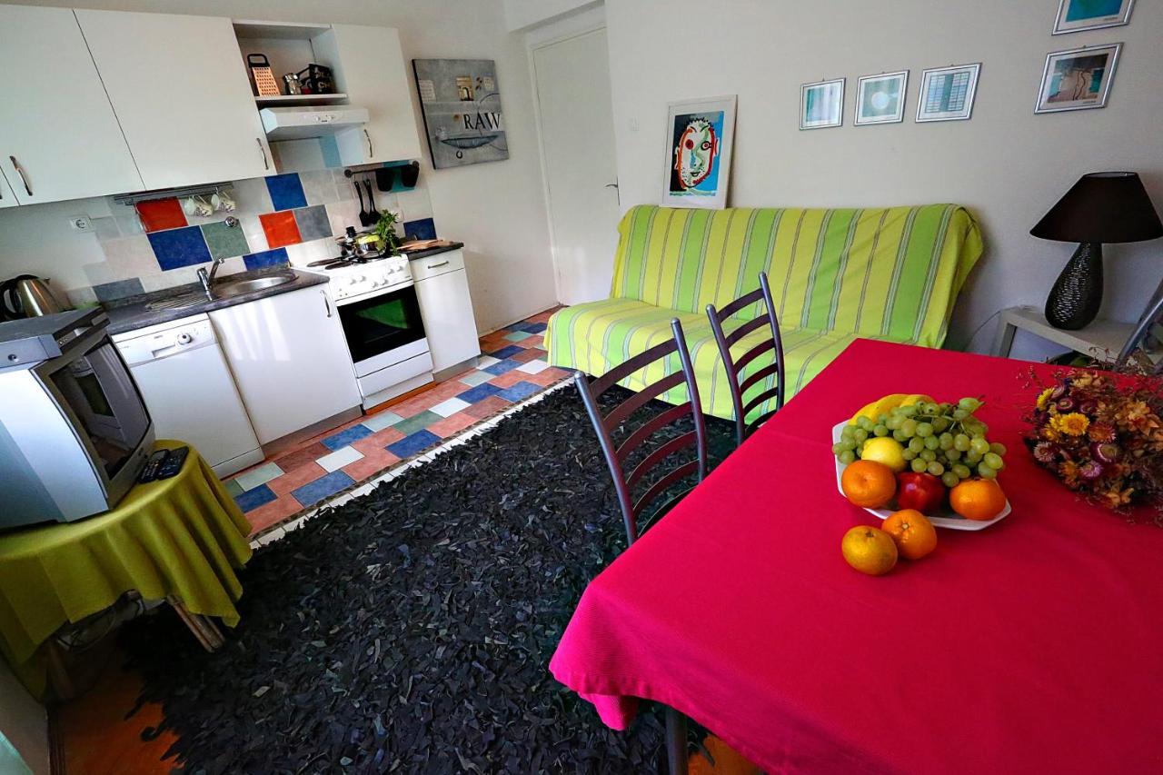 Sandy Apartment *