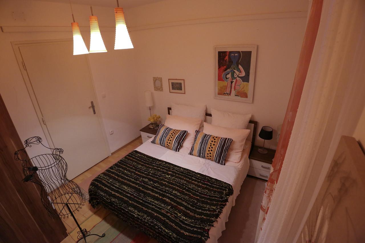Sandy Apartment *